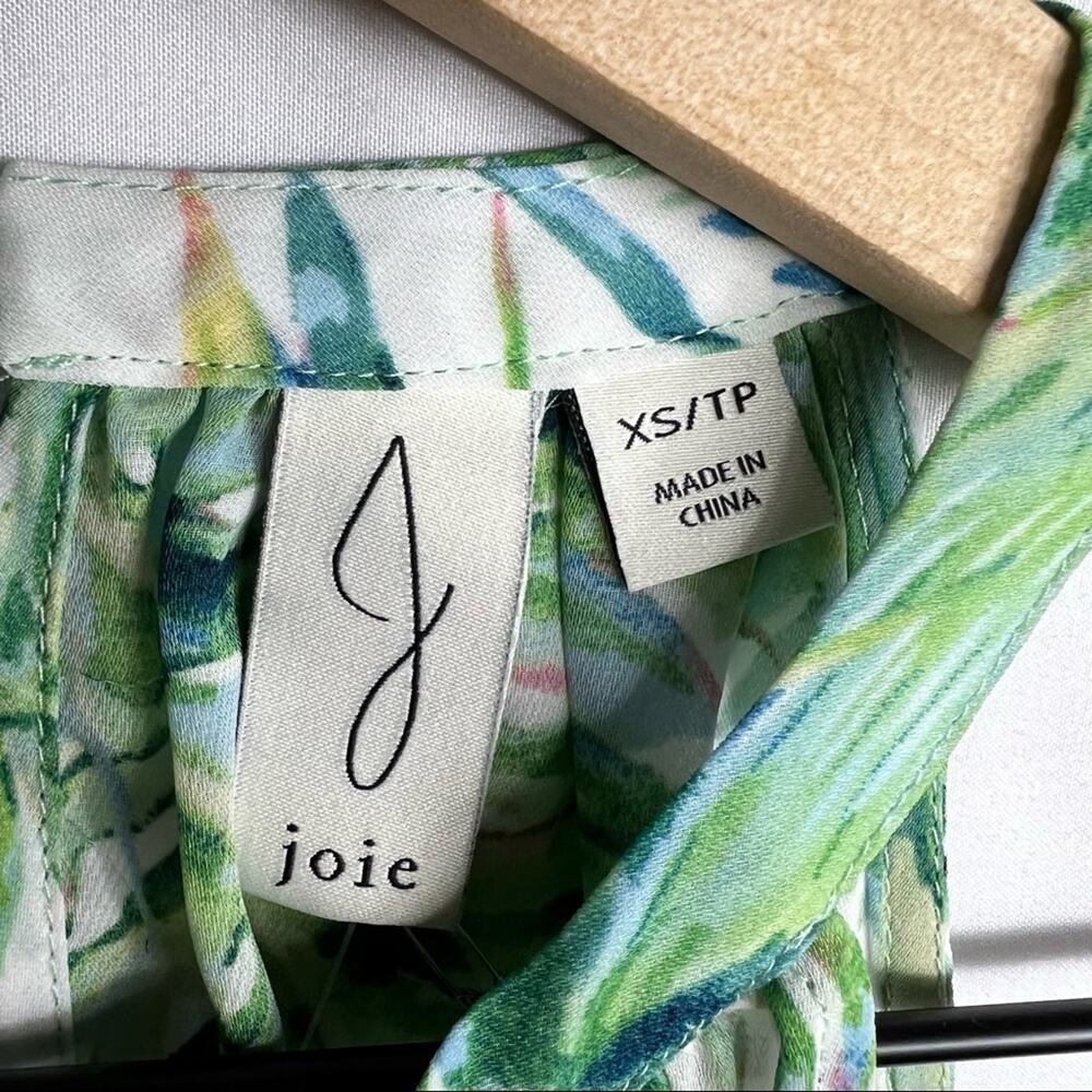 JOIE Floral Halter Sleeveless Blouse NWT in XS - Picture 3 of 8